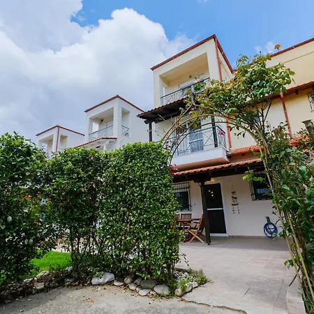 Ioli By Halu! 3bd Family House With Private Garden