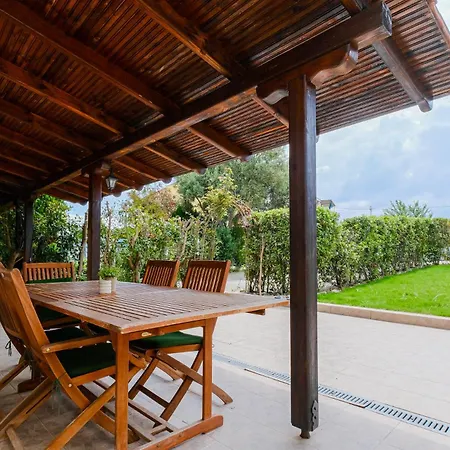 Ioli By Halu! 3bd Family House With Private Garden Ferienhaus