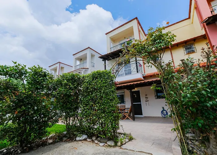Ioli By Halu! 3bd Family House With Private Garden
